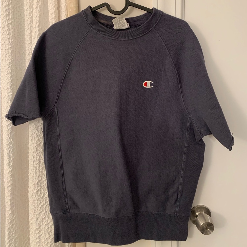 Champion Sweater / T-Shirt